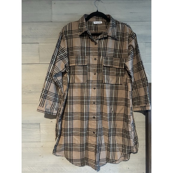 Women's long plaid button-down shirt, size L, brown with black - Picture 2 of 8